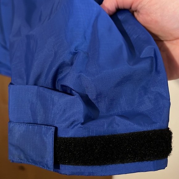 Luna Pier Seattle Aquarium Windbreaker/Water Resistant Jacket - Picture 4 of 8